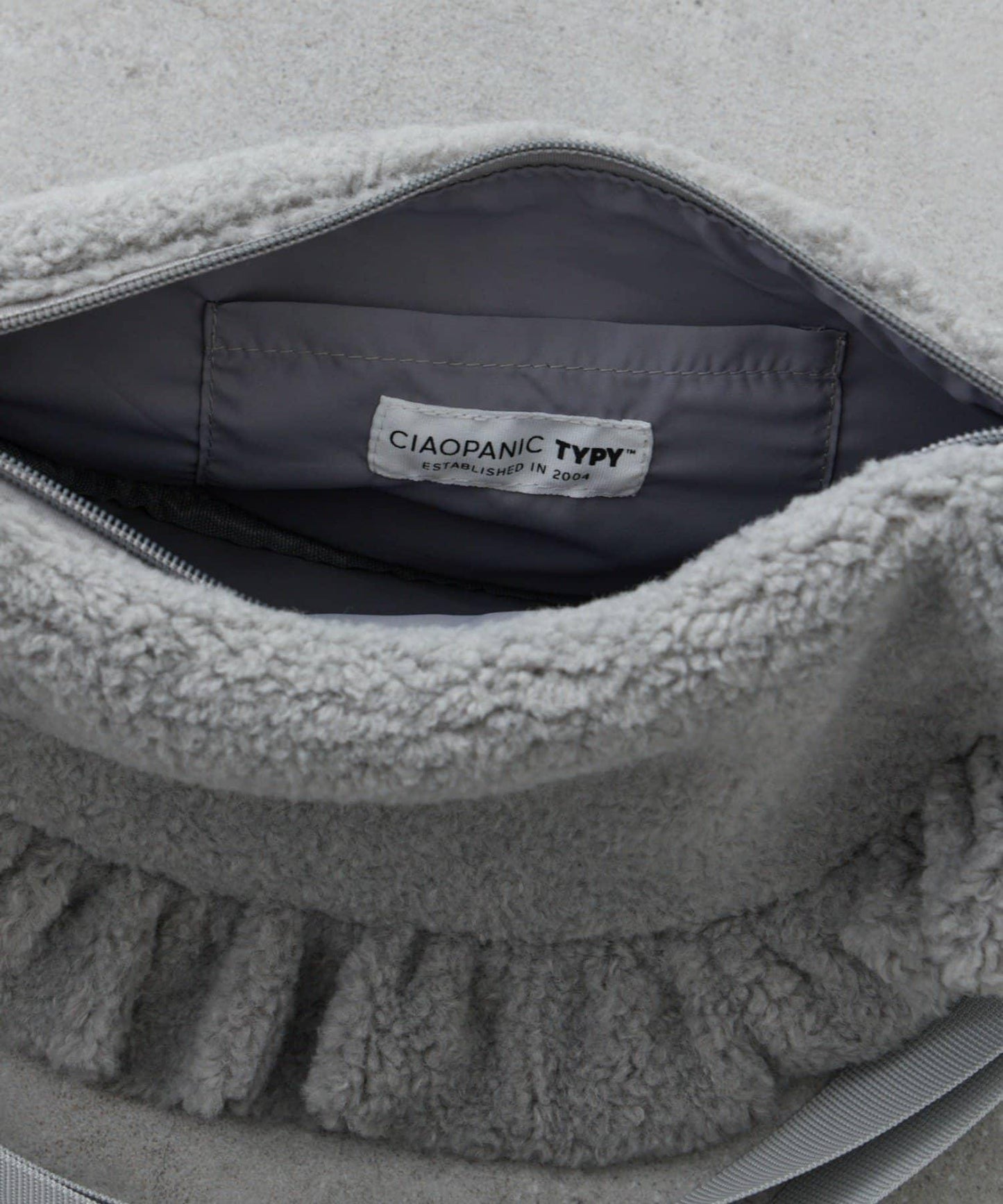 【KIDS】毛絨荷葉邊單肩包