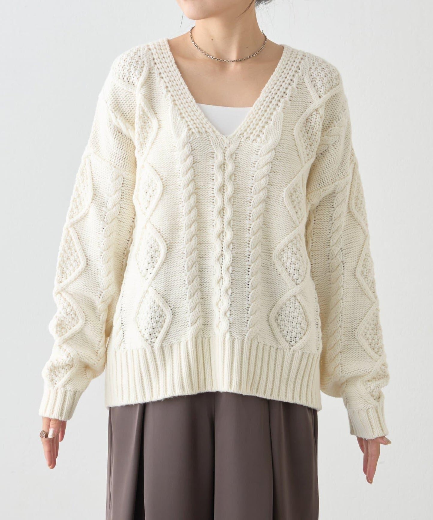 【willow】V領麻花針織衫