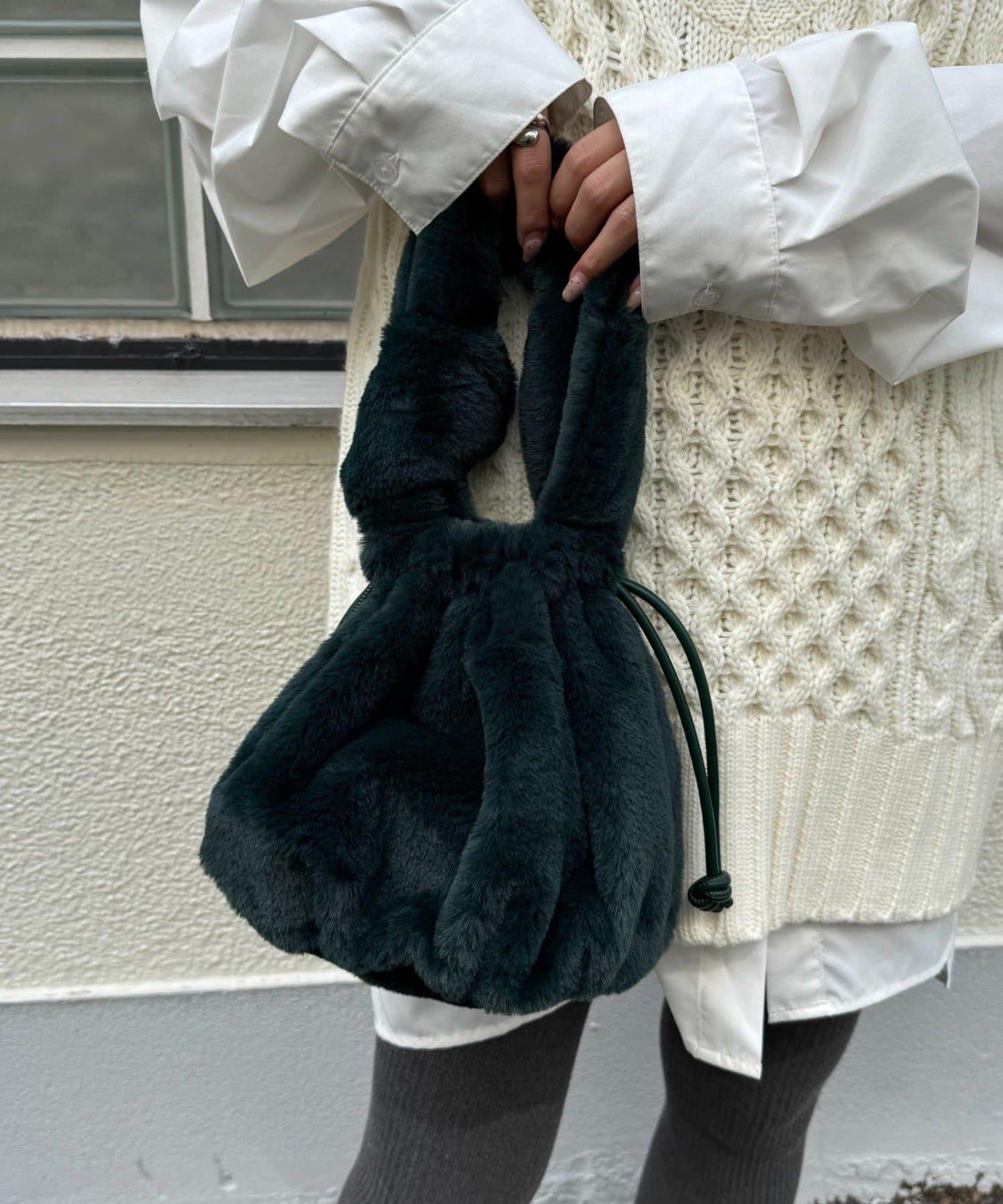 【willow】毛絨束口包