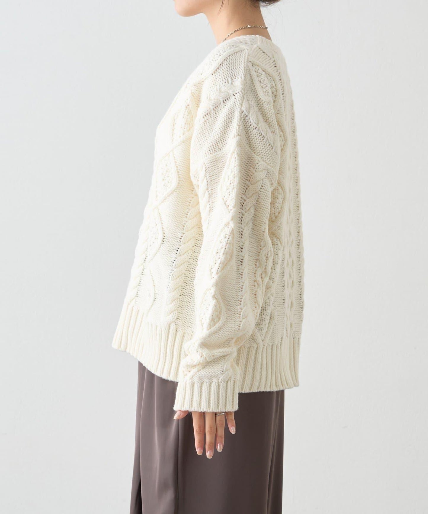 【willow】V領麻花針織衫