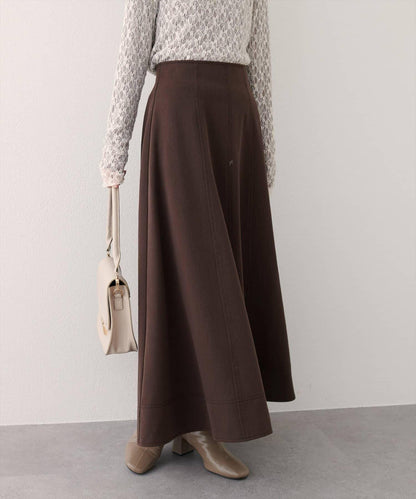 寬幅拼接下襬喇叭裙