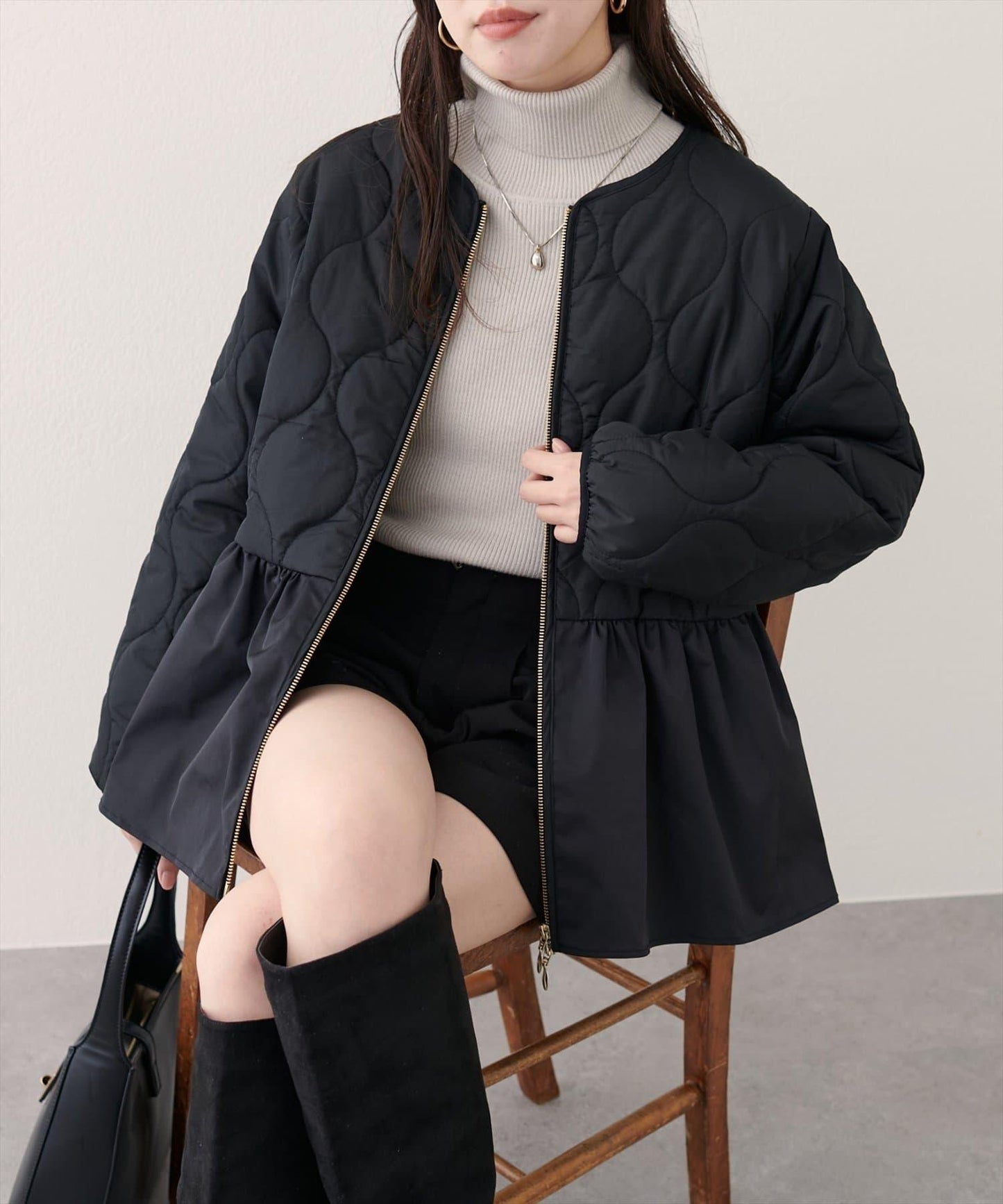 菱格絎縫荷葉邊短外套