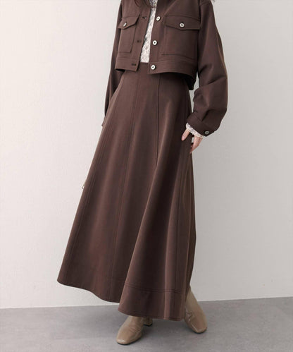 寬幅拼接下襬喇叭裙