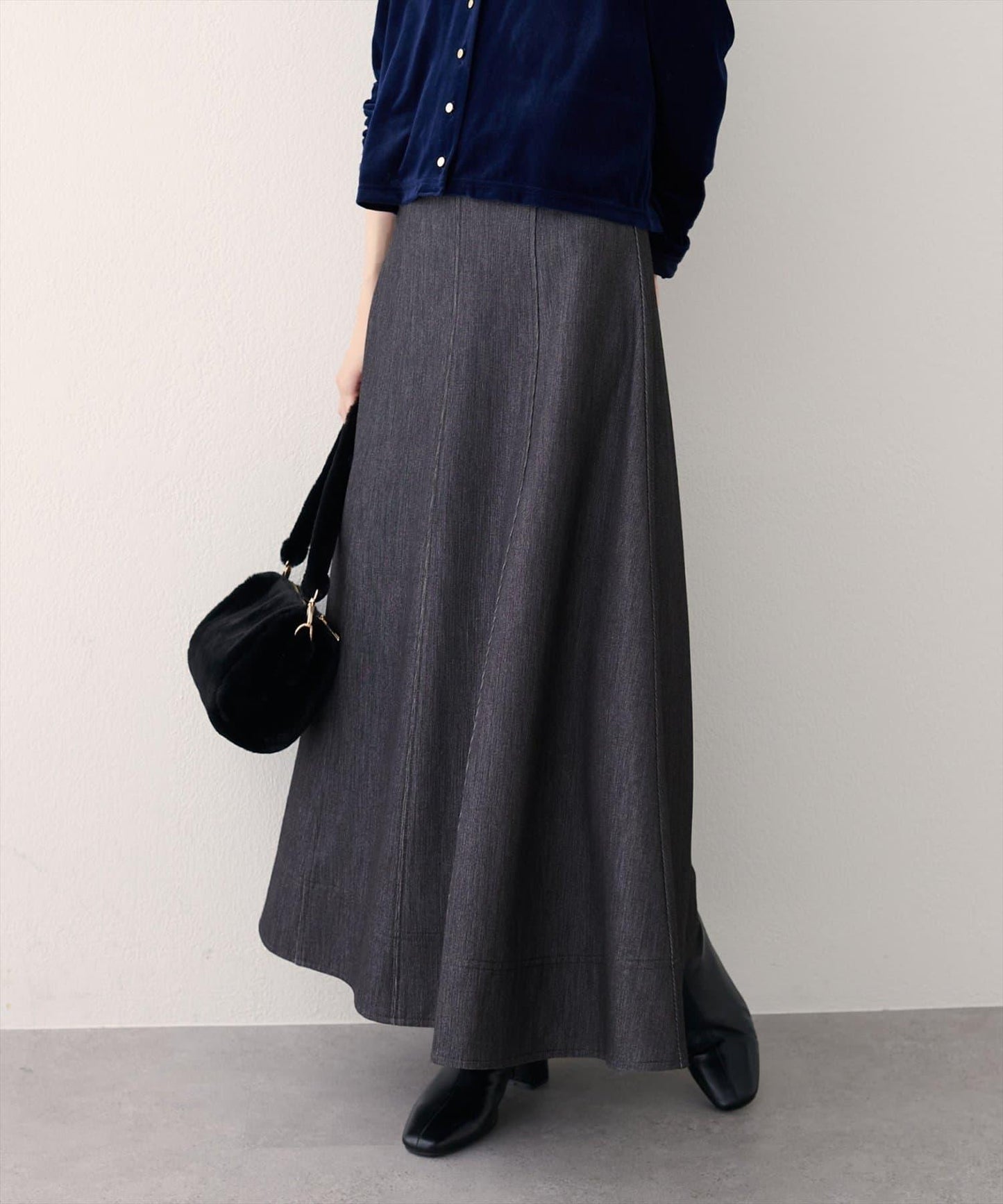 寬幅拼接下襬喇叭裙