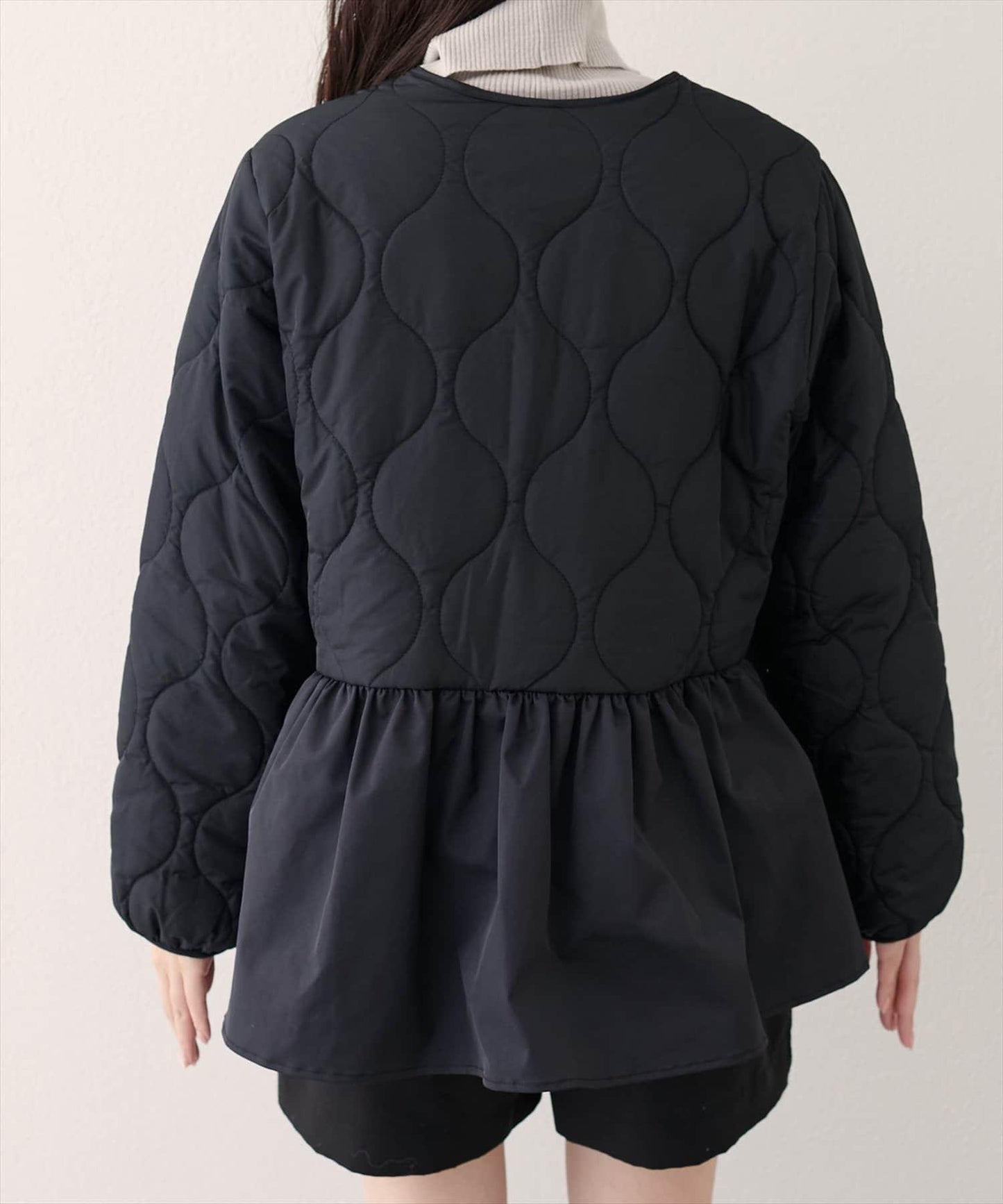 菱格絎縫荷葉邊短外套