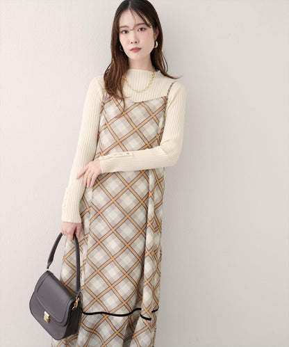 天鵝絨拼接吊帶連衣裙