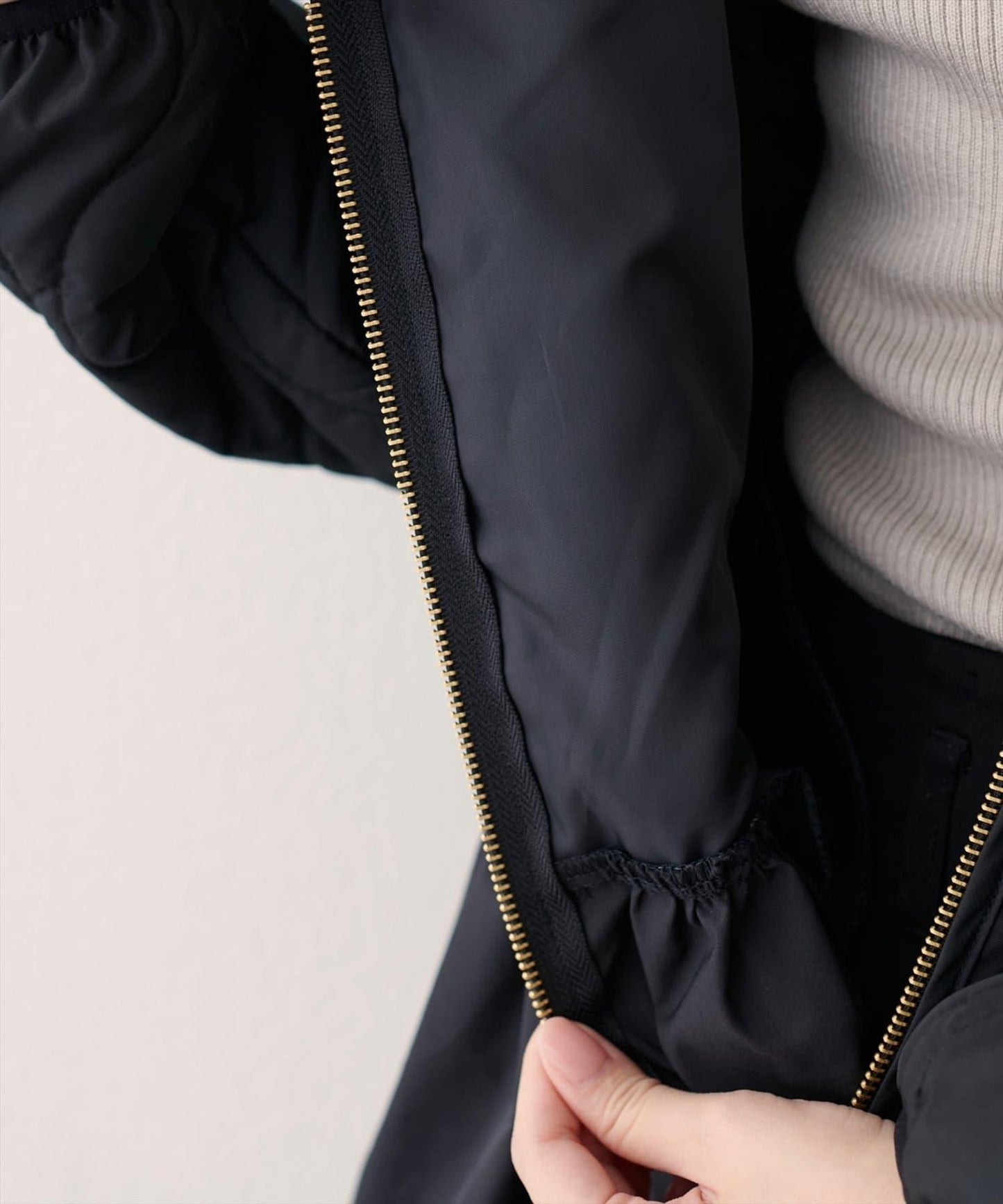 菱格絎縫荷葉邊短外套