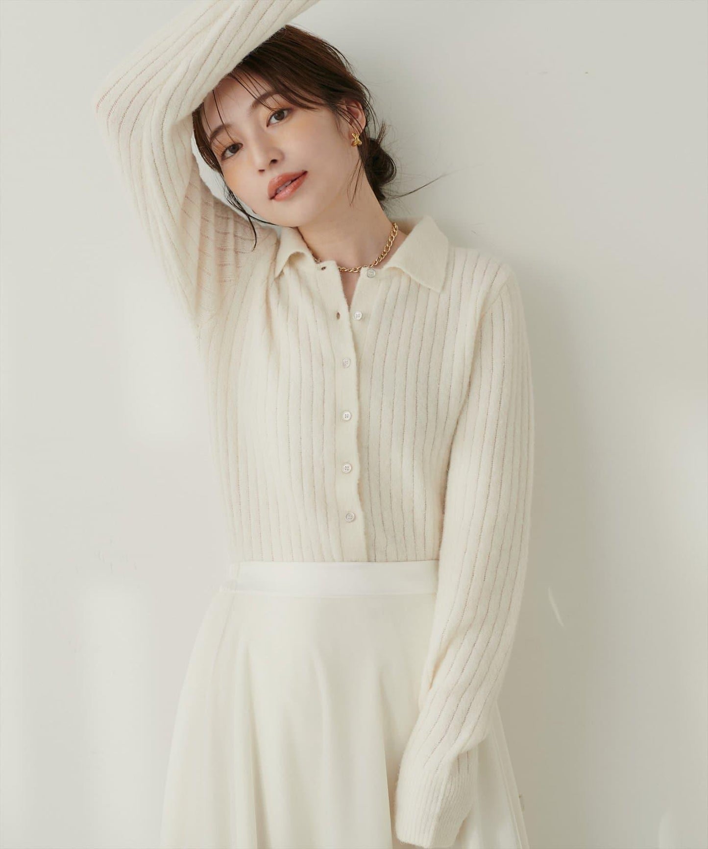 仿馬海毛翻領針織衫