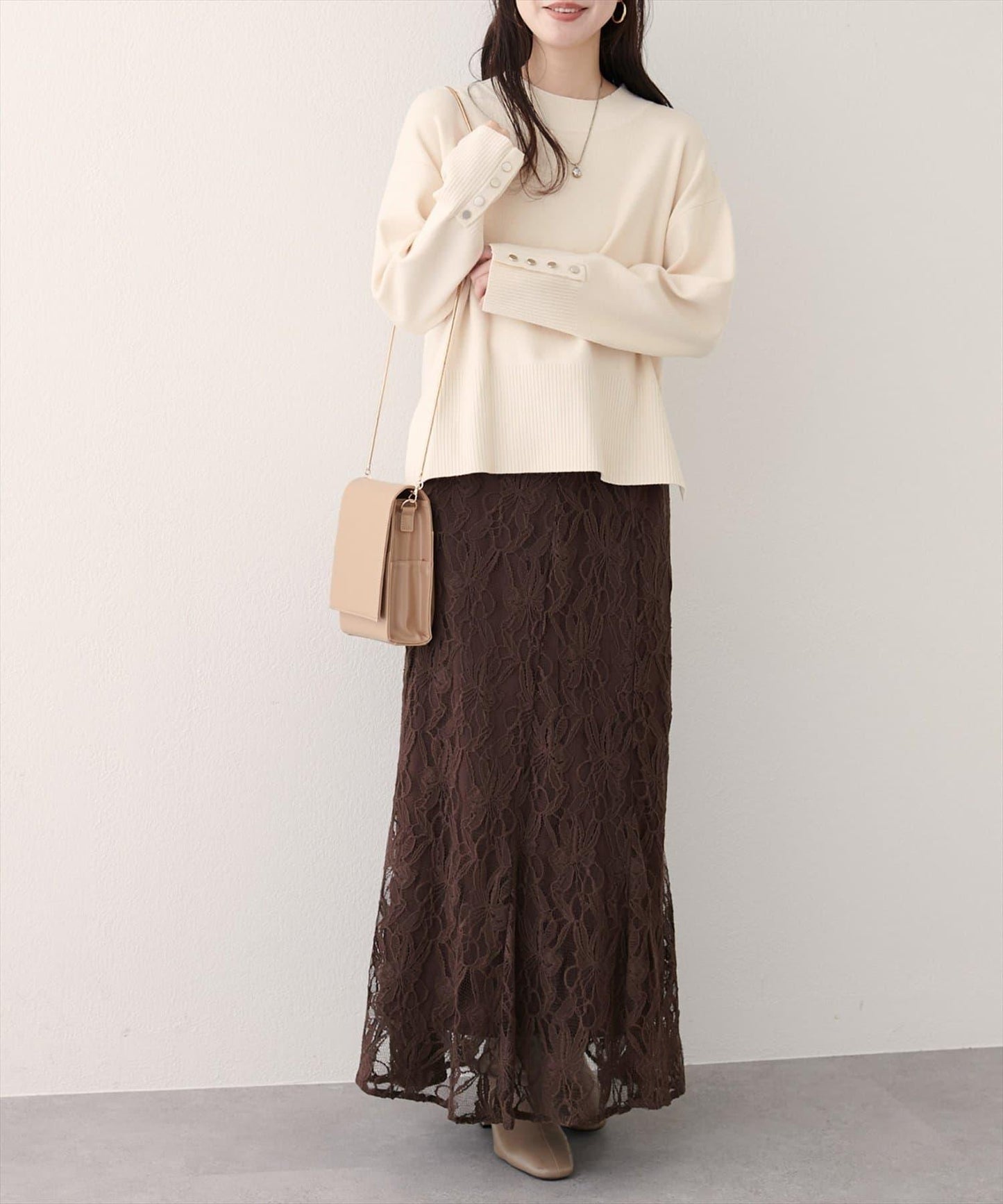 立領袖口扣寬鬆針織衫