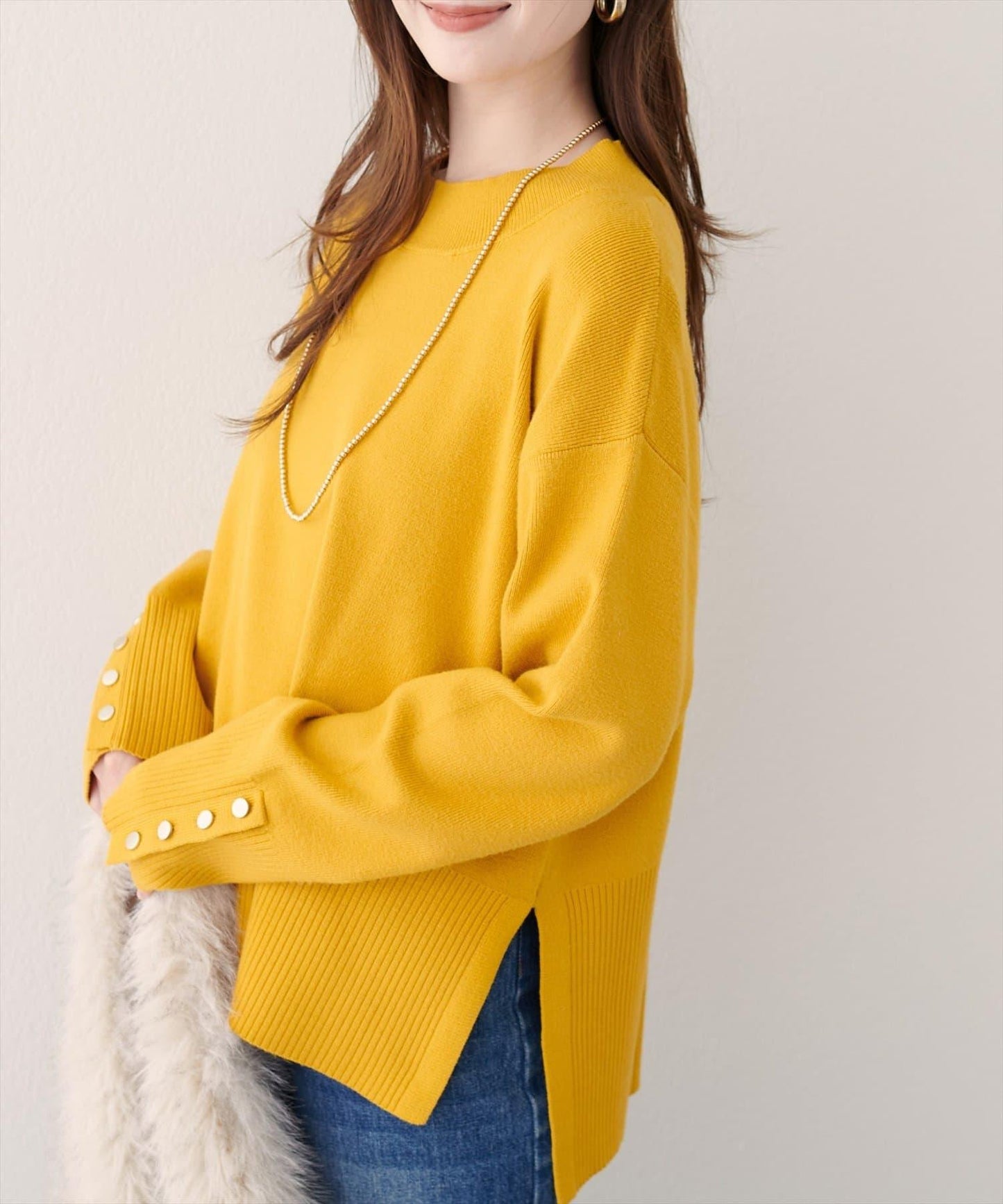 立領袖口扣寬鬆針織衫