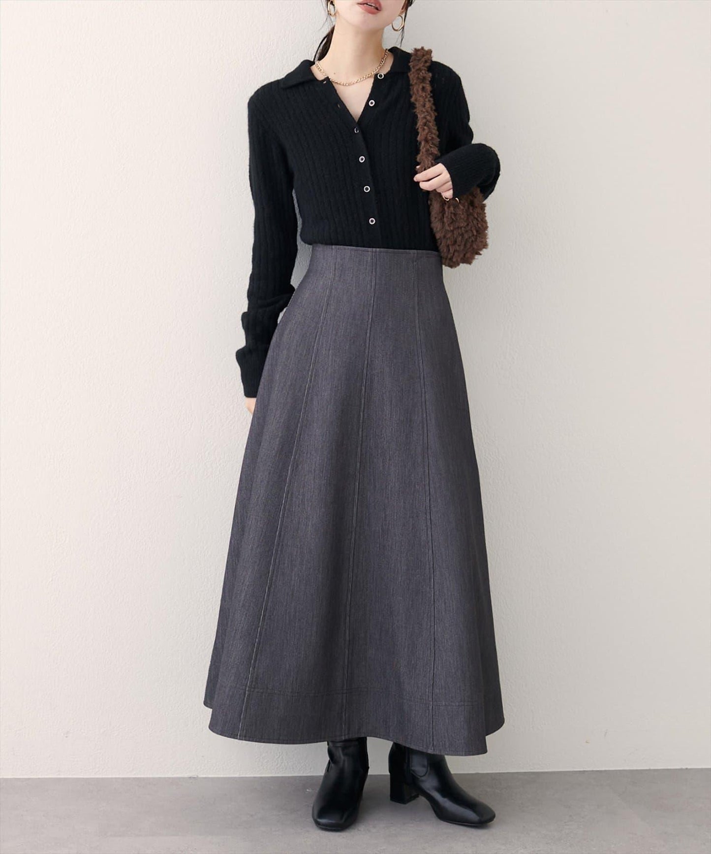 仿馬海毛翻領針織衫