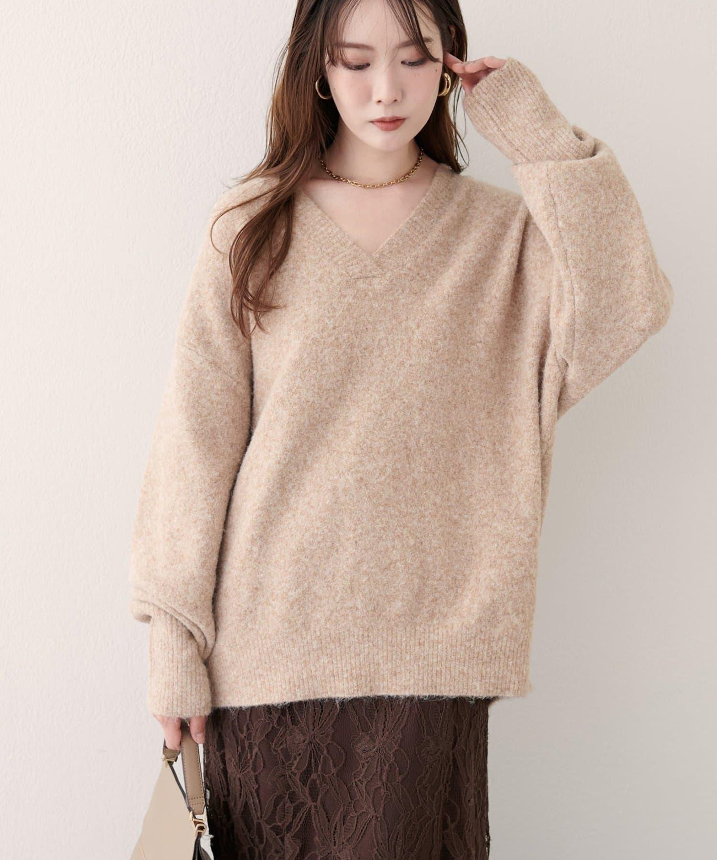 V領針織套頭衫