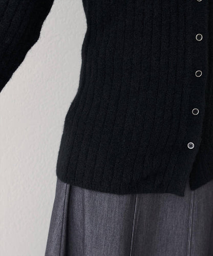 仿馬海毛翻領針織衫