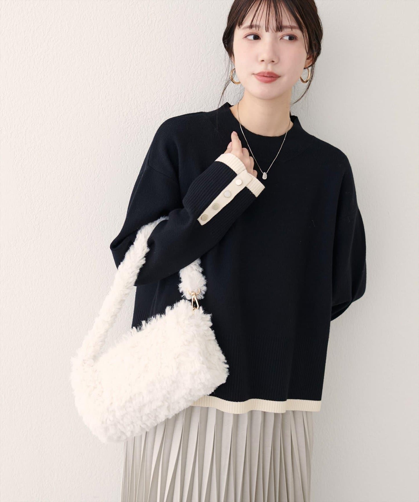 立領袖口扣寬鬆針織衫