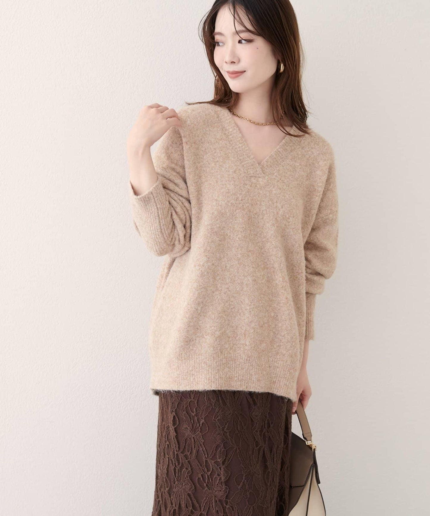 V領針織套頭衫
