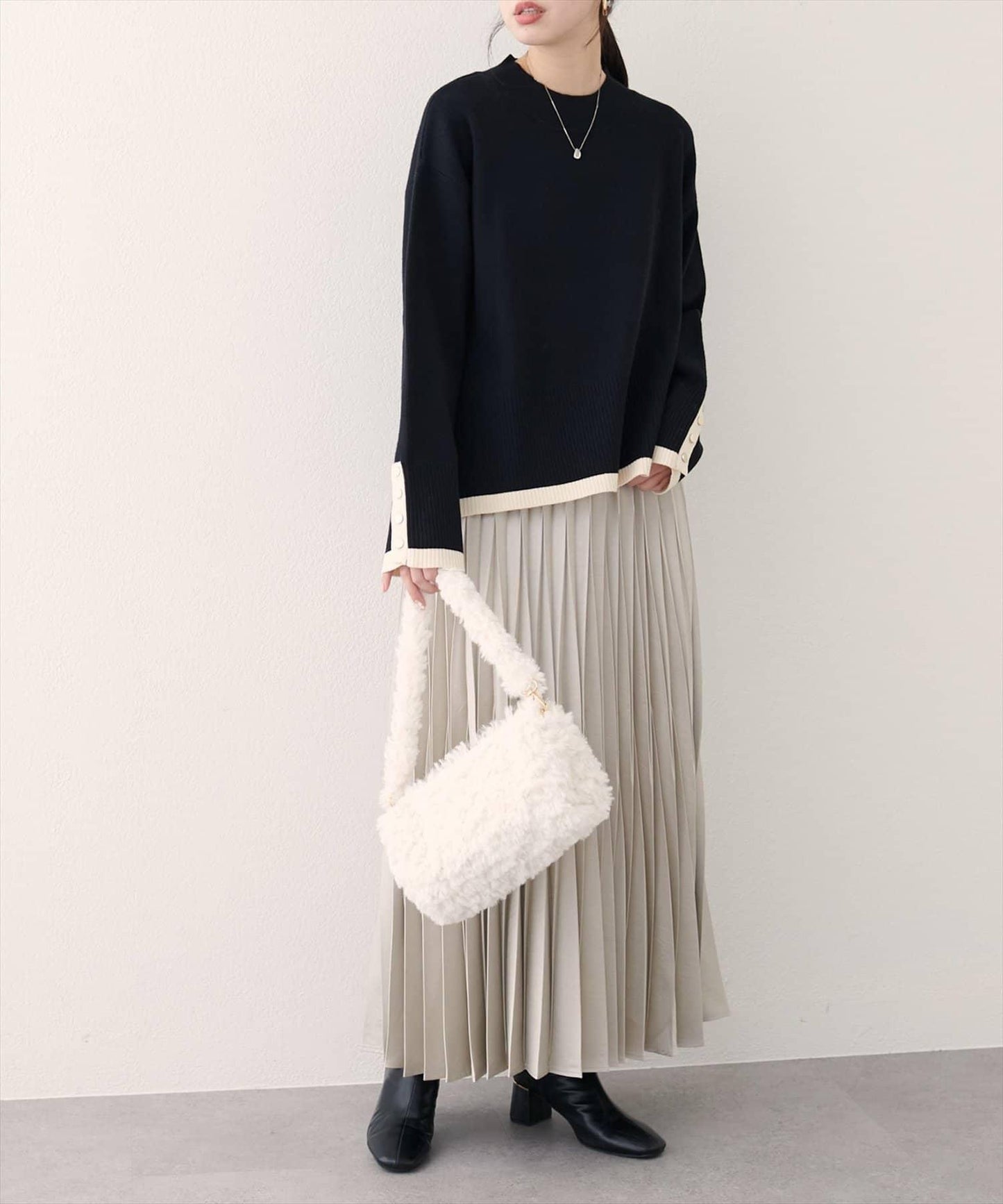 立領袖口扣寬鬆針織衫