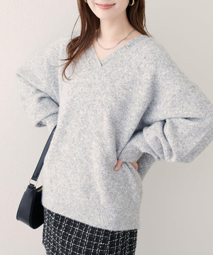 V領針織套頭衫