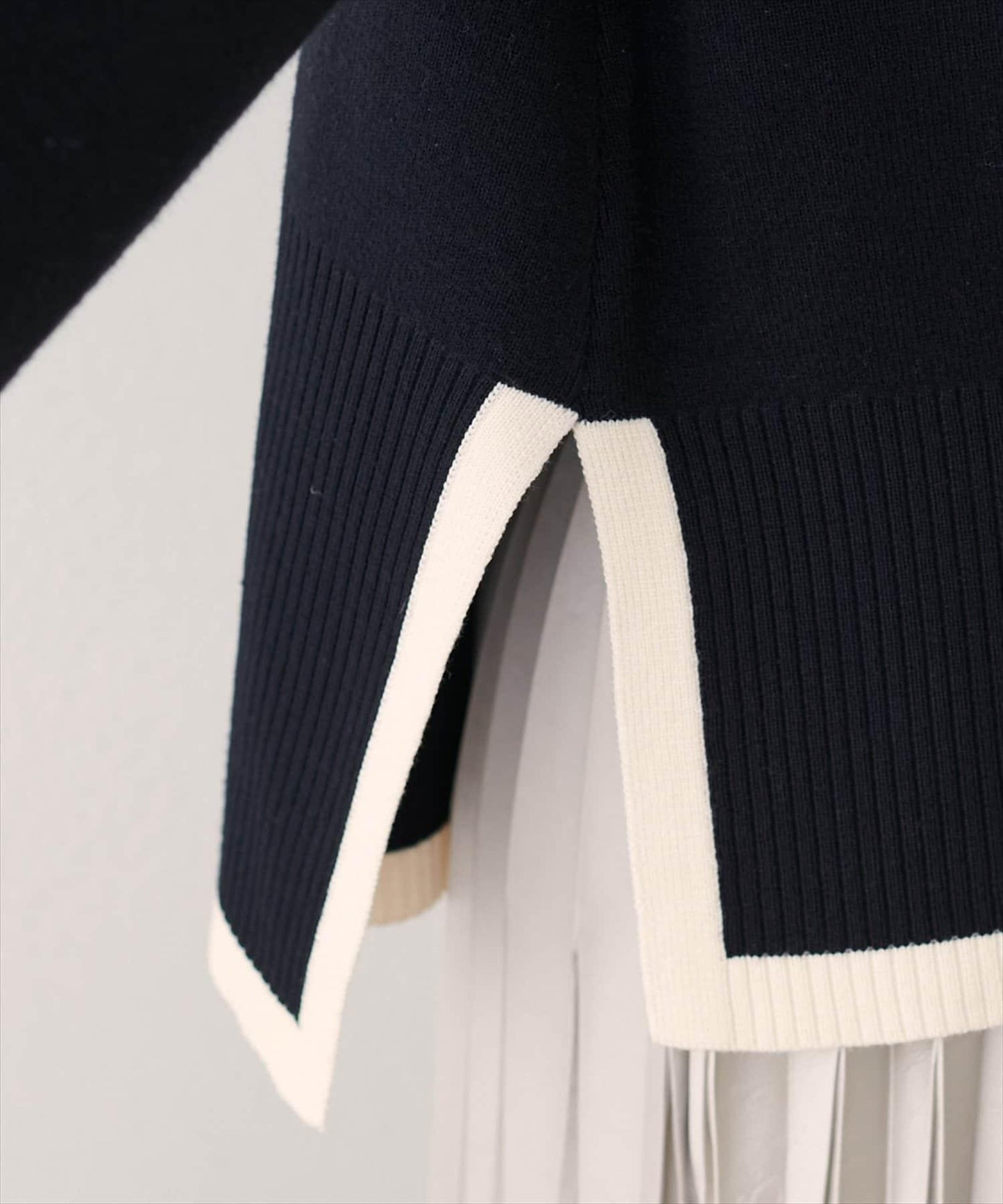 立領袖口扣寬鬆針織衫