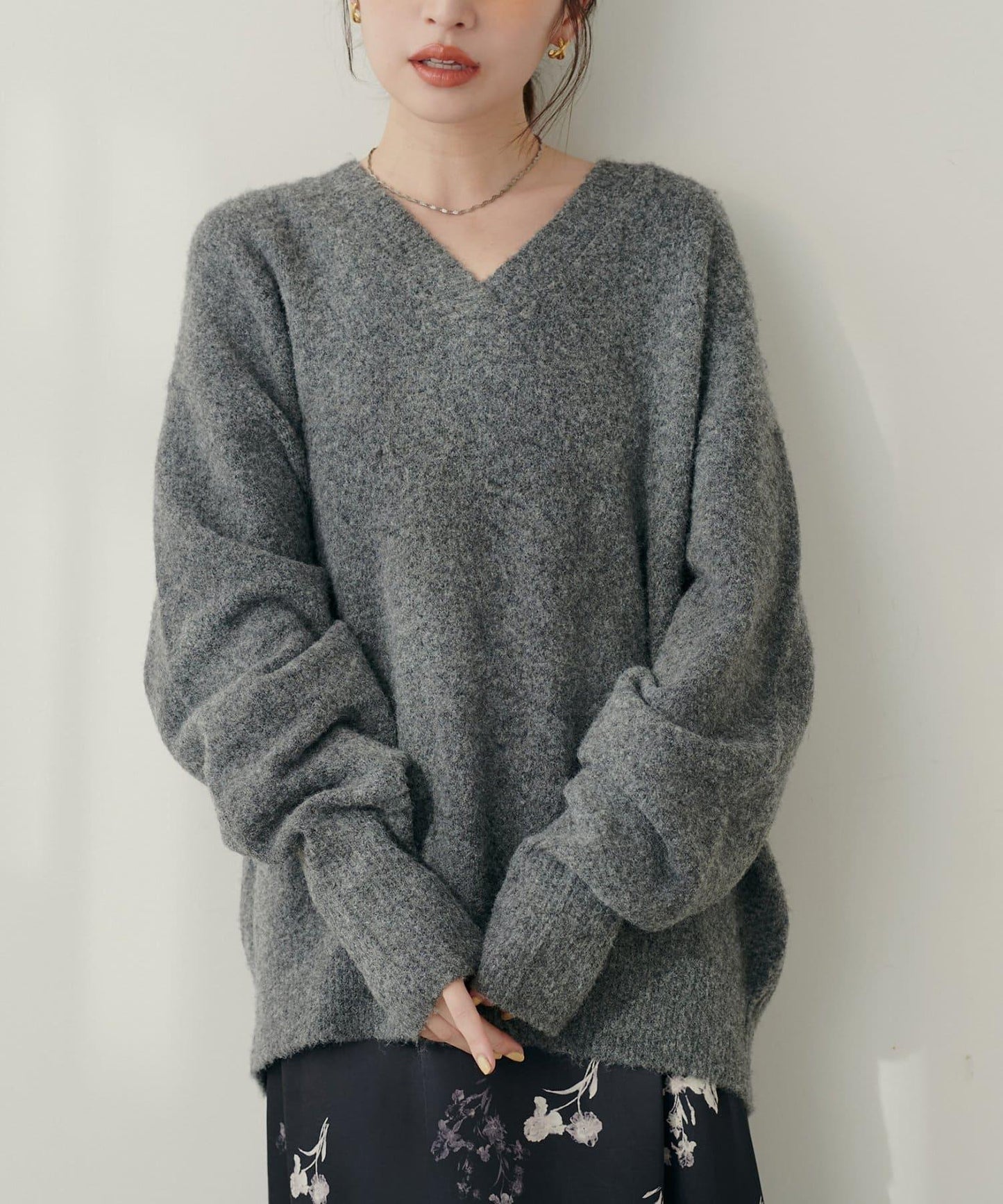 V領針織套頭衫