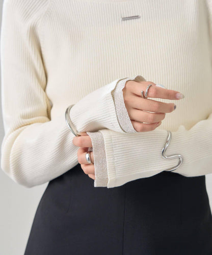 帶飾牌圓領羅紋針織衫