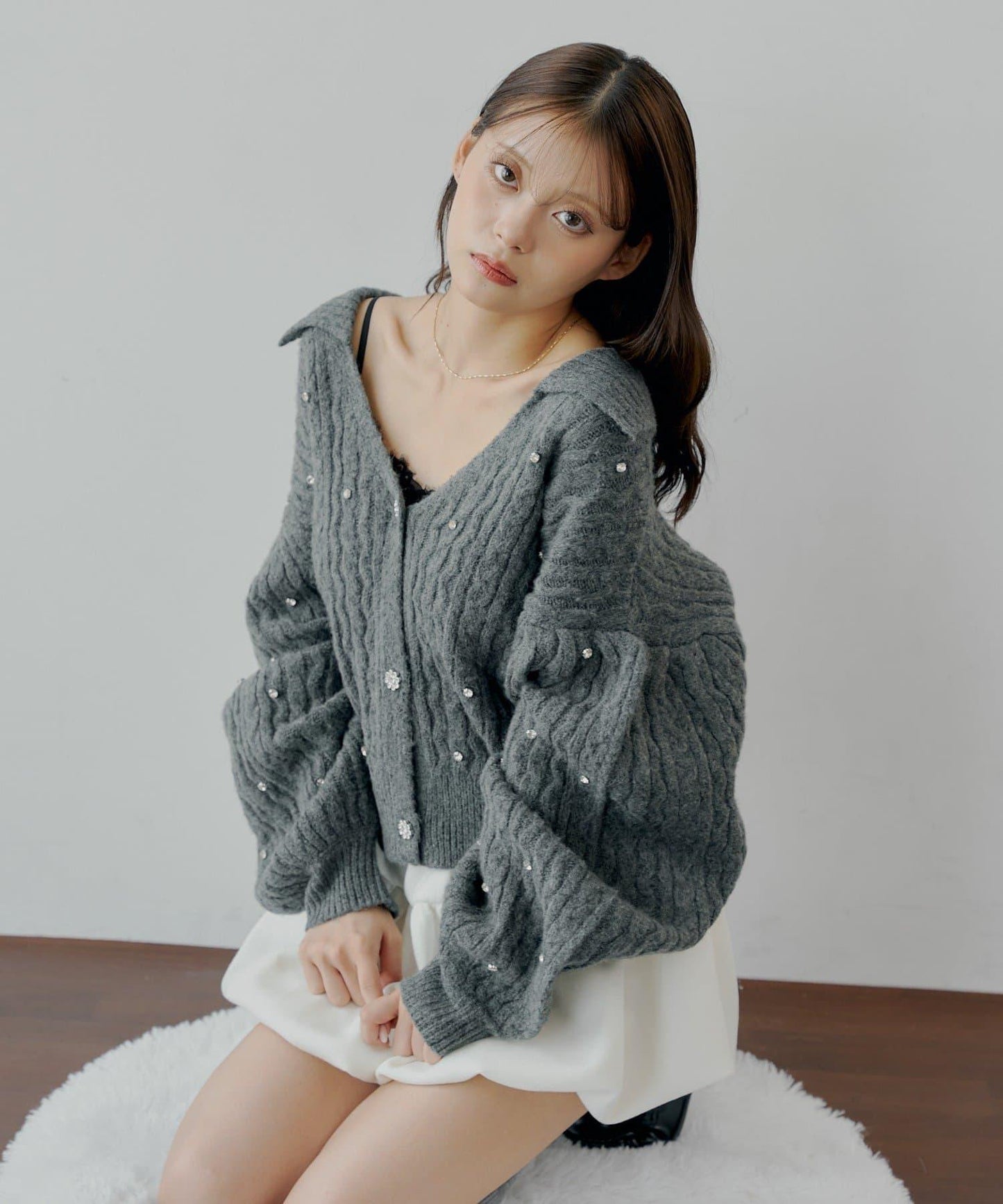 【SALON by Chico】花卉水鑽翻領寬鬆針織開衫