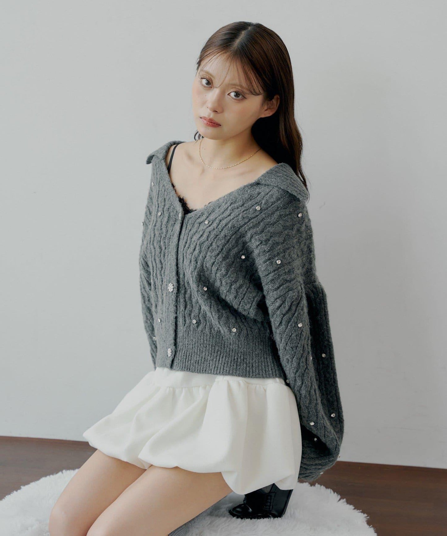 【SALON by Chico】花卉水鑽翻領寬鬆針織開衫