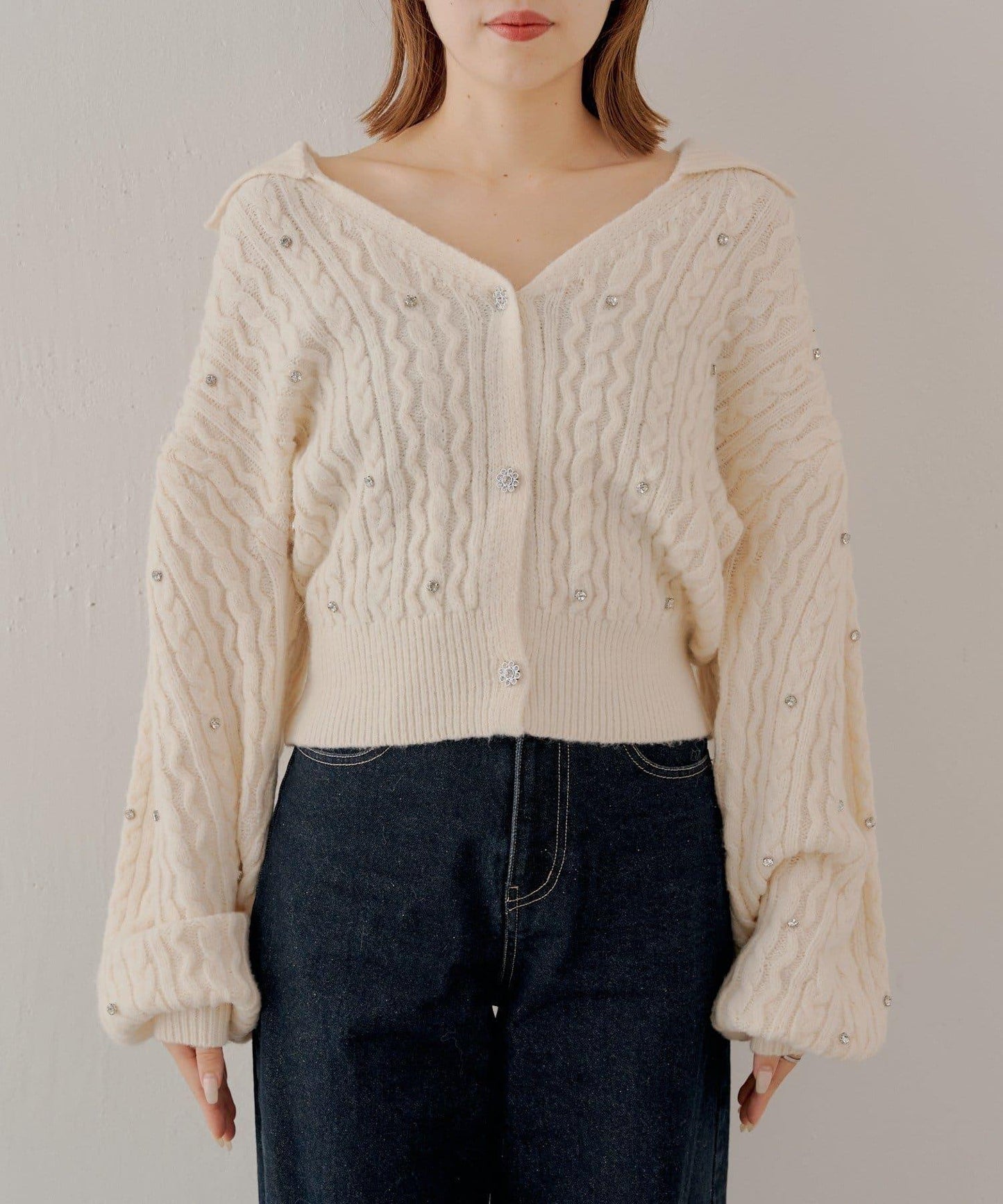 【SALON by Chico】花卉水鑽翻領寬鬆針織開衫