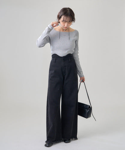 帶飾牌圓領羅紋針織衫