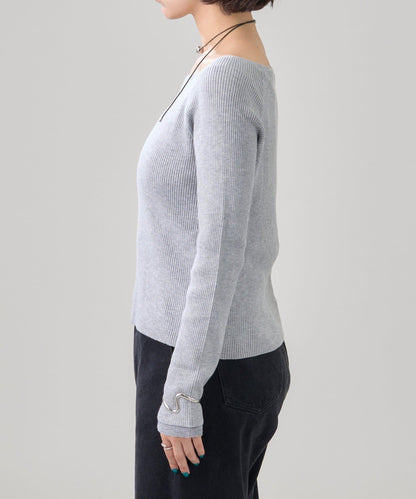 帶飾牌圓領羅紋針織衫