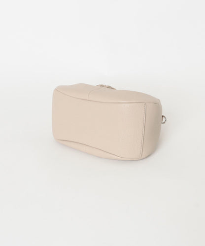 GANNI 荔枝紋迷你腋下包