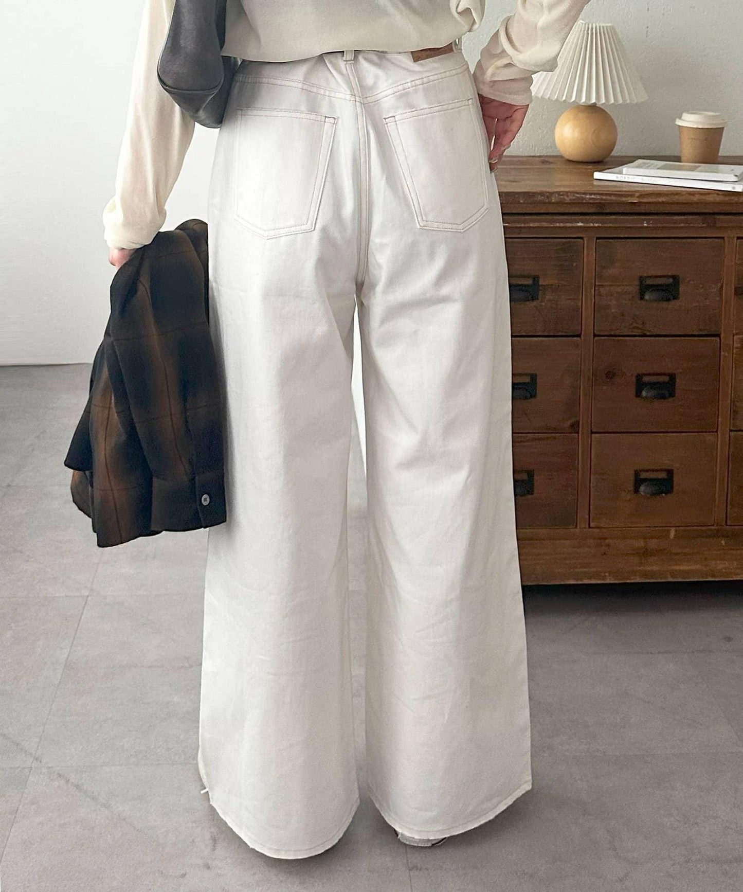 【Discoat】防潑水白色牛仔褲