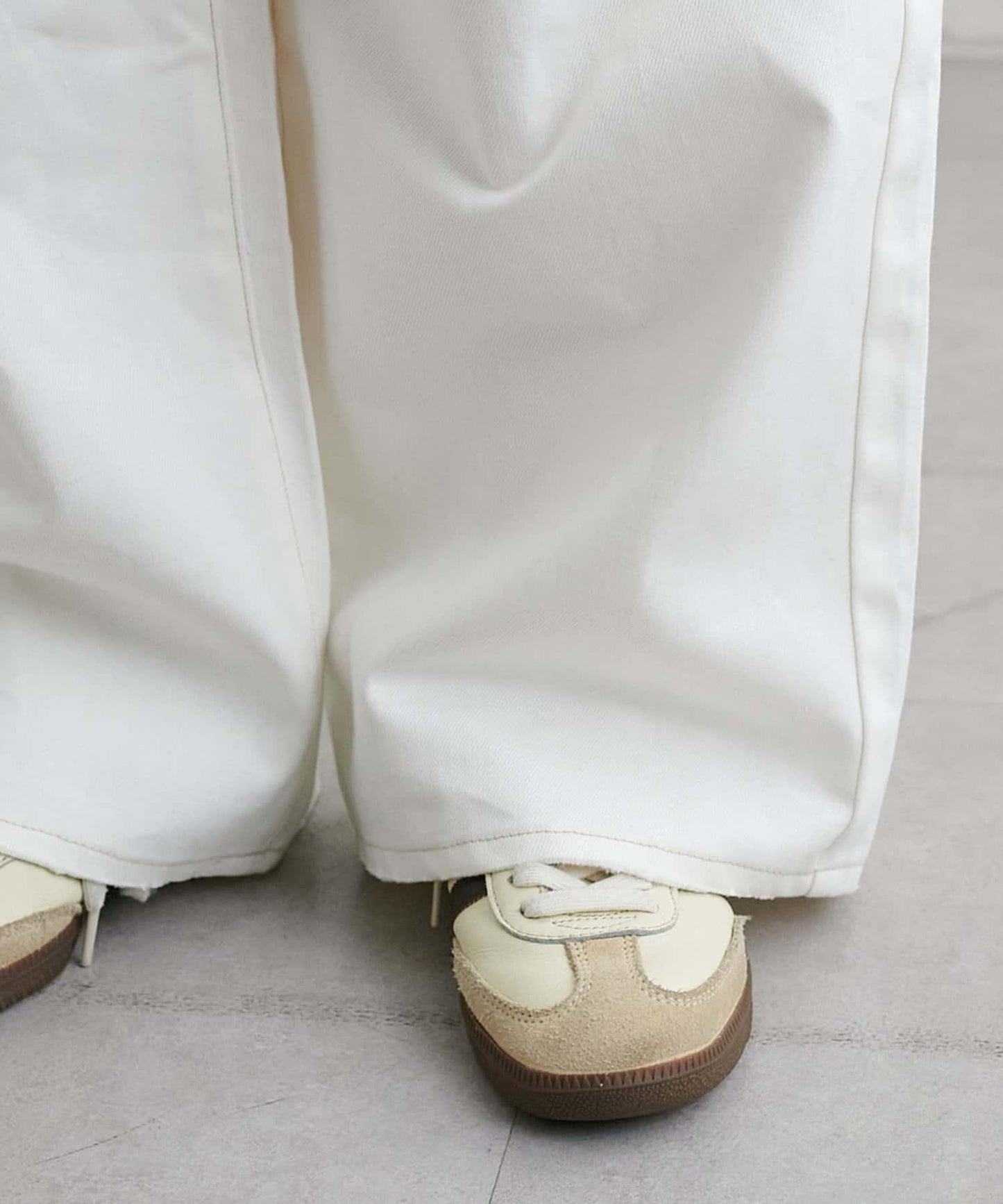 【Discoat】防潑水白色牛仔褲