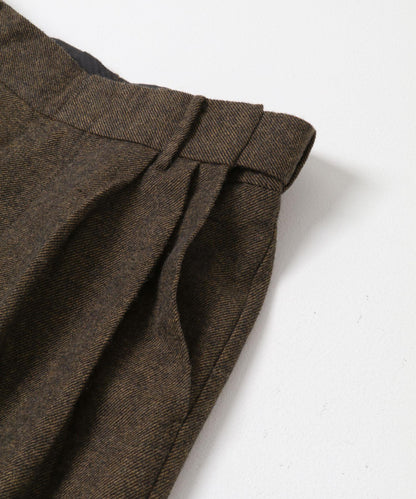 直筒寬鬆褶皺長褲