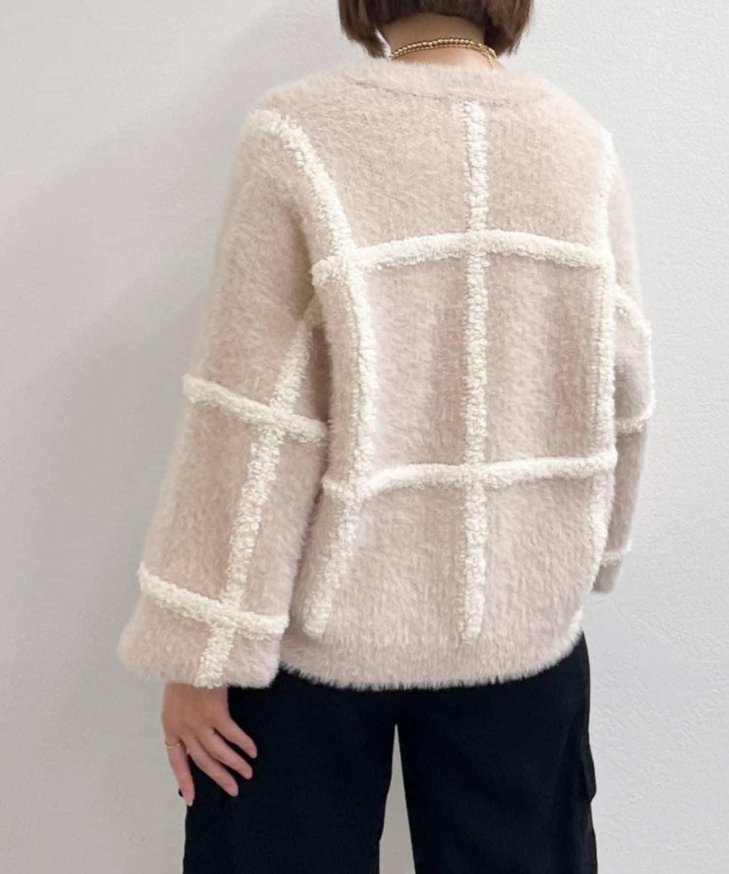 《主役級單品》V領提花開衫