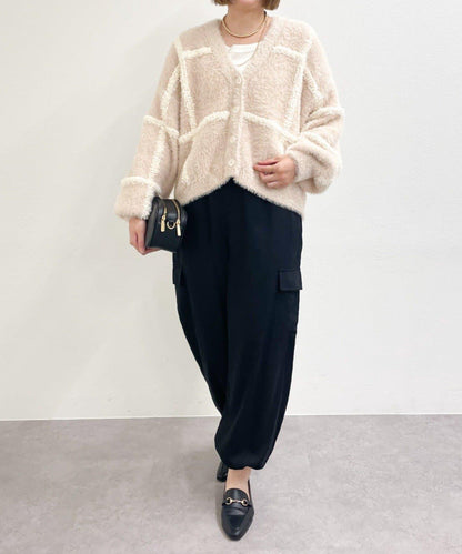 《主役級單品》V領提花開衫