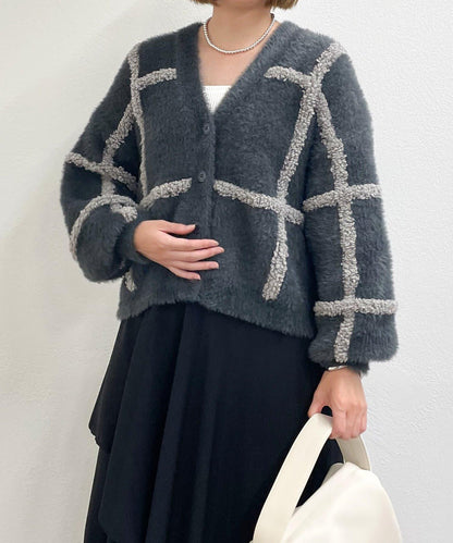 《主役級單品》V領提花開衫