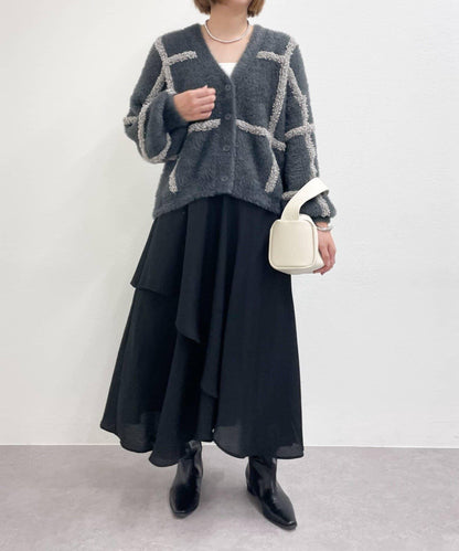 《主役級單品》V領提花開衫