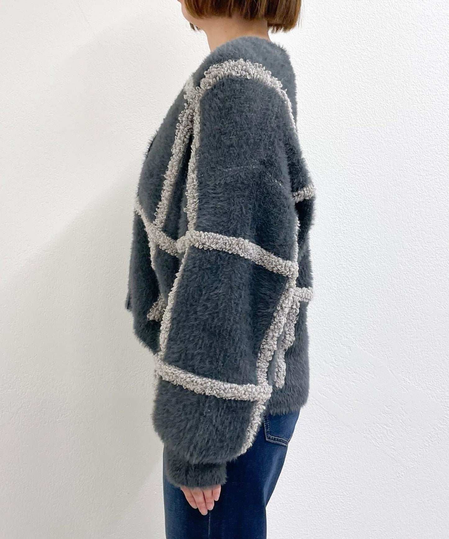 《主役級單品》V領提花開衫