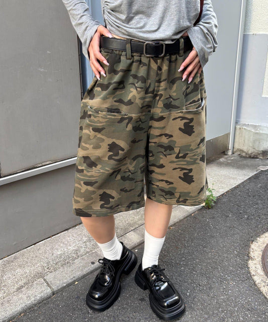 【WHO'S WHO gallery】斜插口袋印花休閒短褲