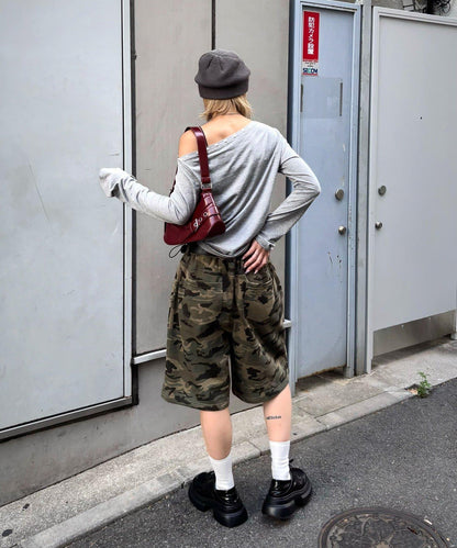 【WHO'S WHO gallery】斜插口袋印花休閒短褲