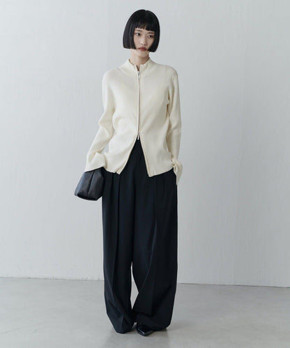 喇叭袖拉鍊套頭衫