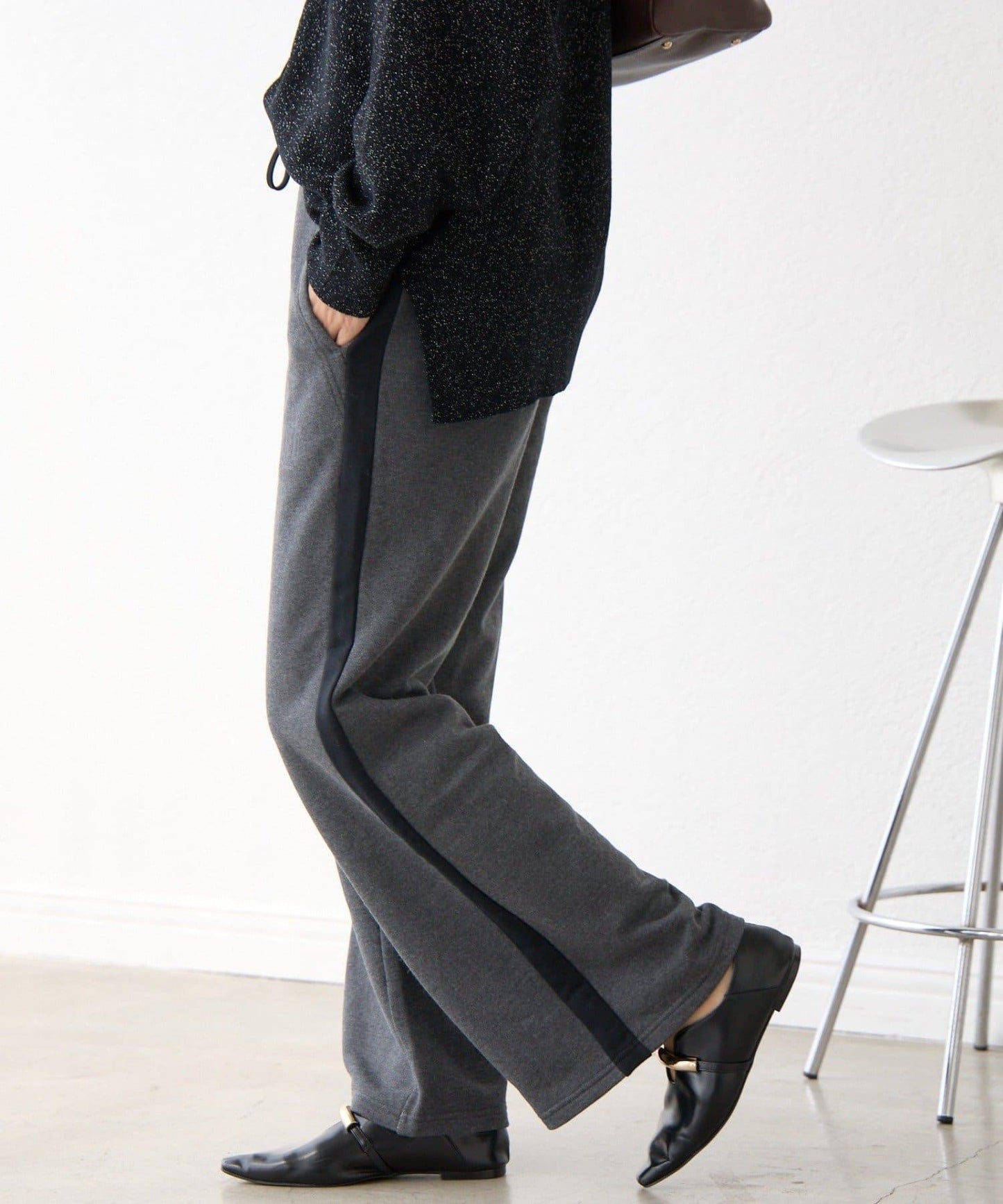 RIVE DROITE 側邊條紋針織褲