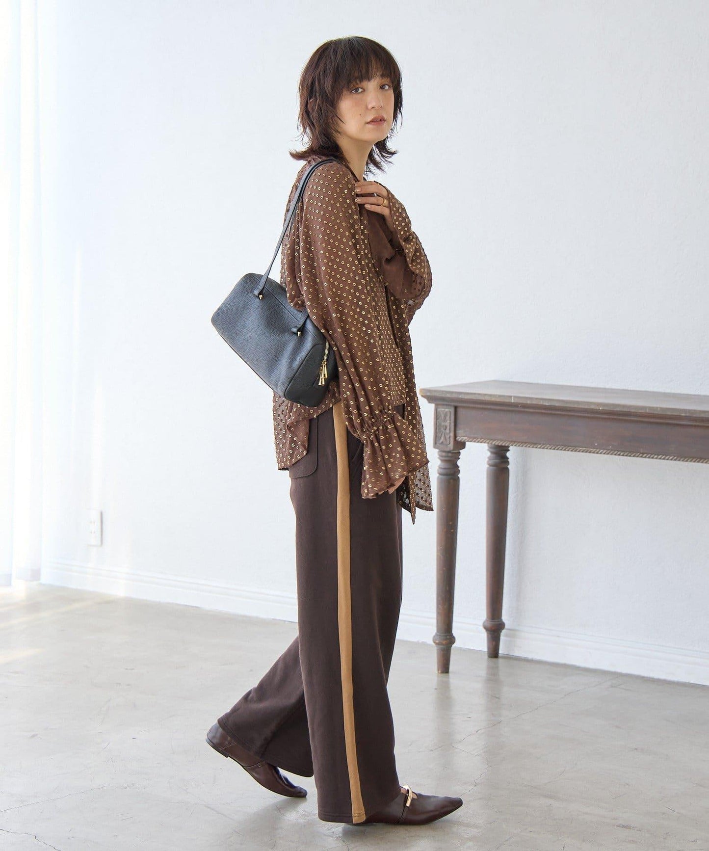 RIVE DROITE 側邊條紋針織褲