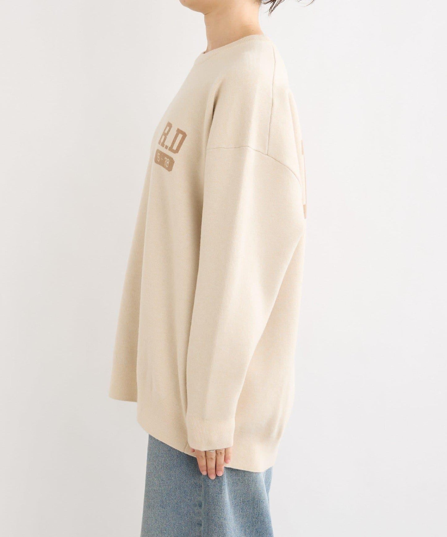 【背部標誌吸睛】運動標誌針織衫