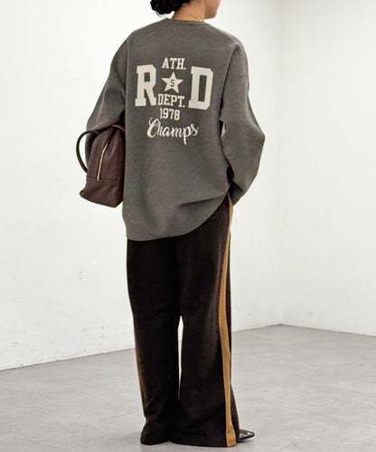 【背部標誌吸睛】運動標誌針織衫