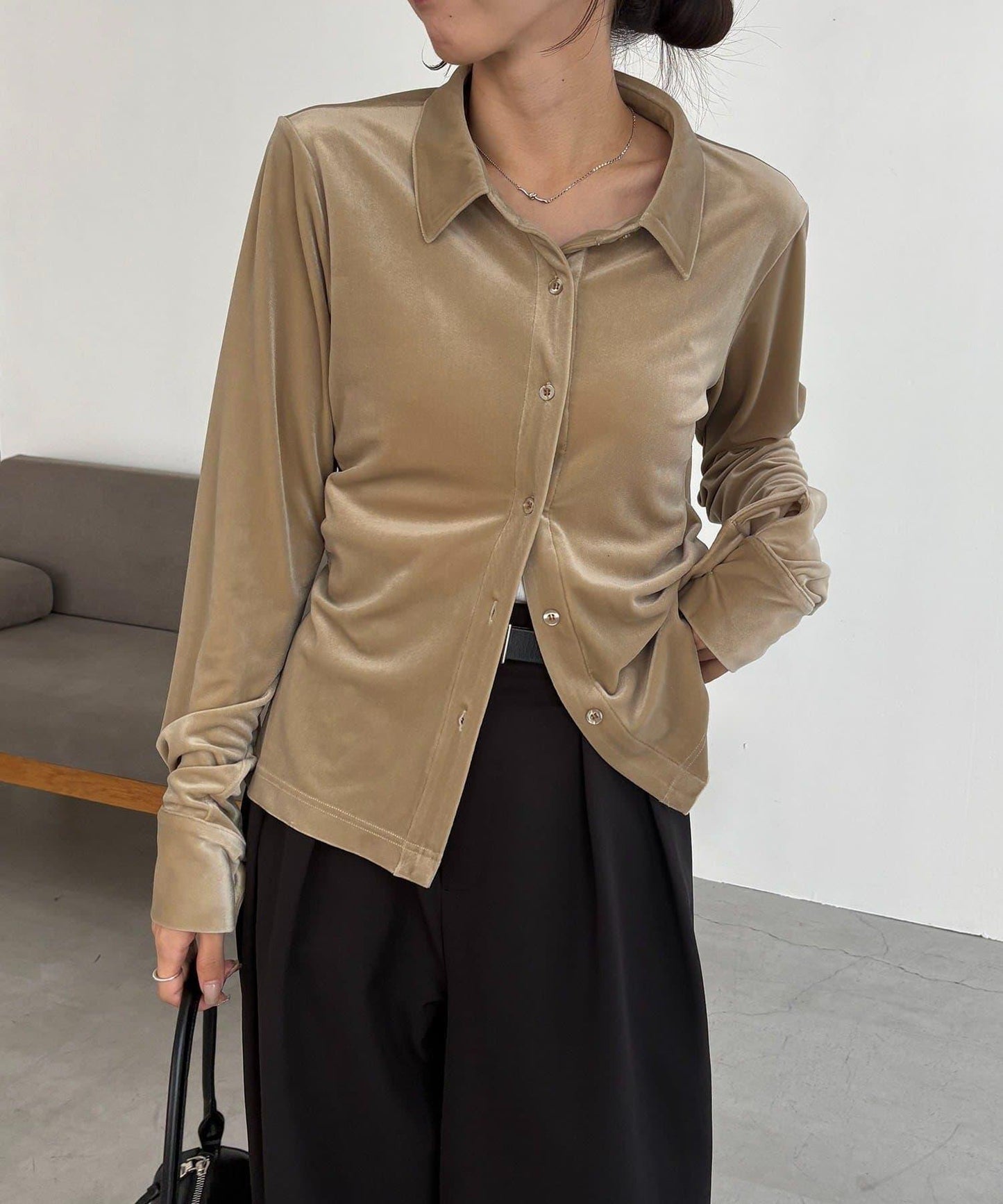 【CAPRICIEUX LE'MAGE】天鵝絨襯衫