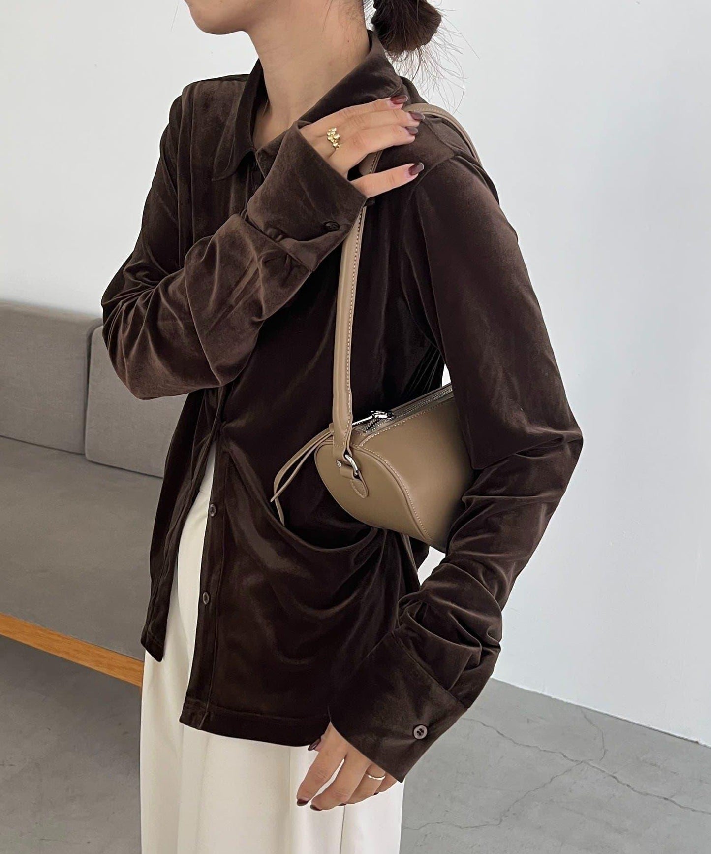 【CAPRICIEUX LE'MAGE】天鵝絨襯衫