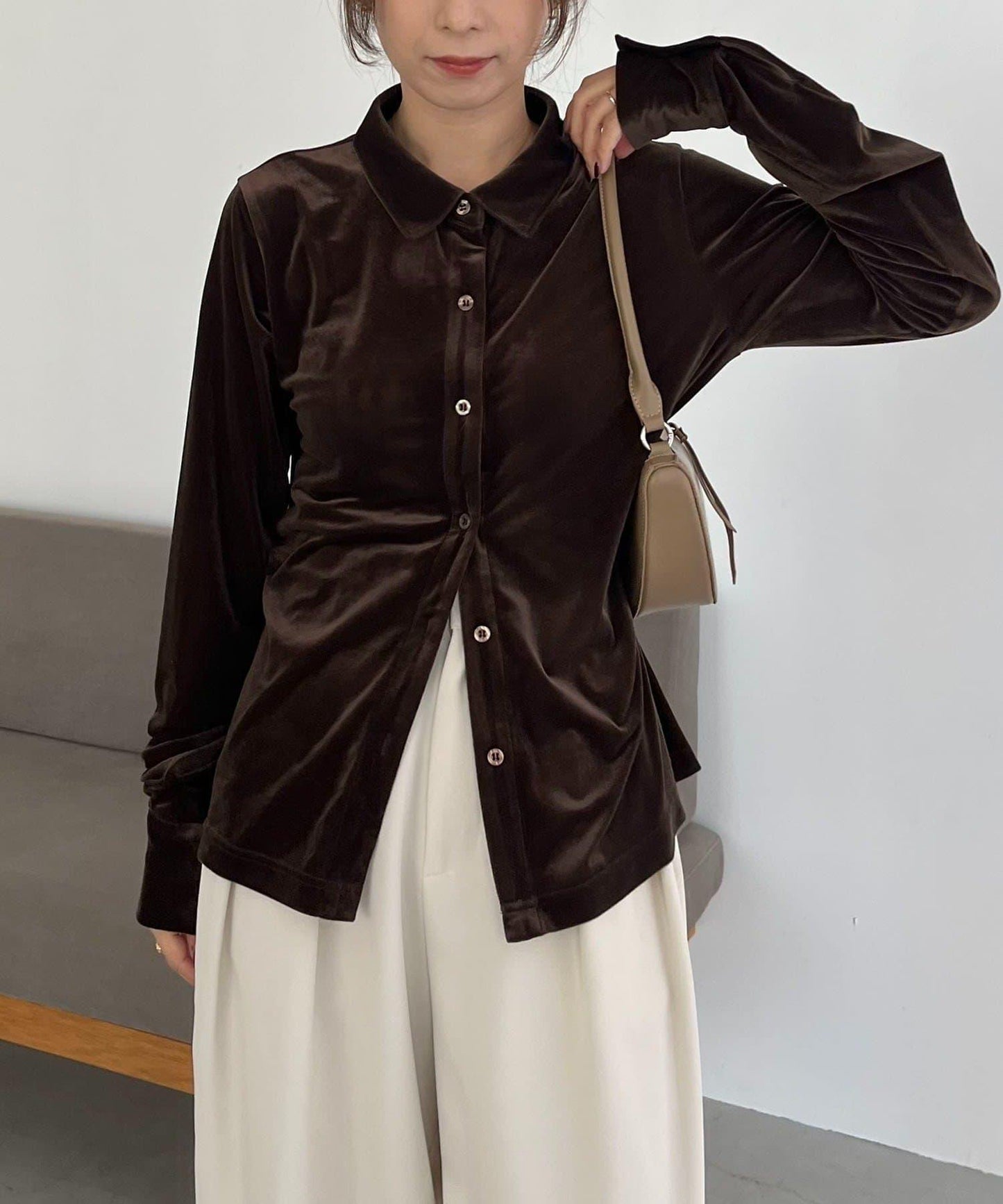 【CAPRICIEUX LE'MAGE】天鵝絨襯衫