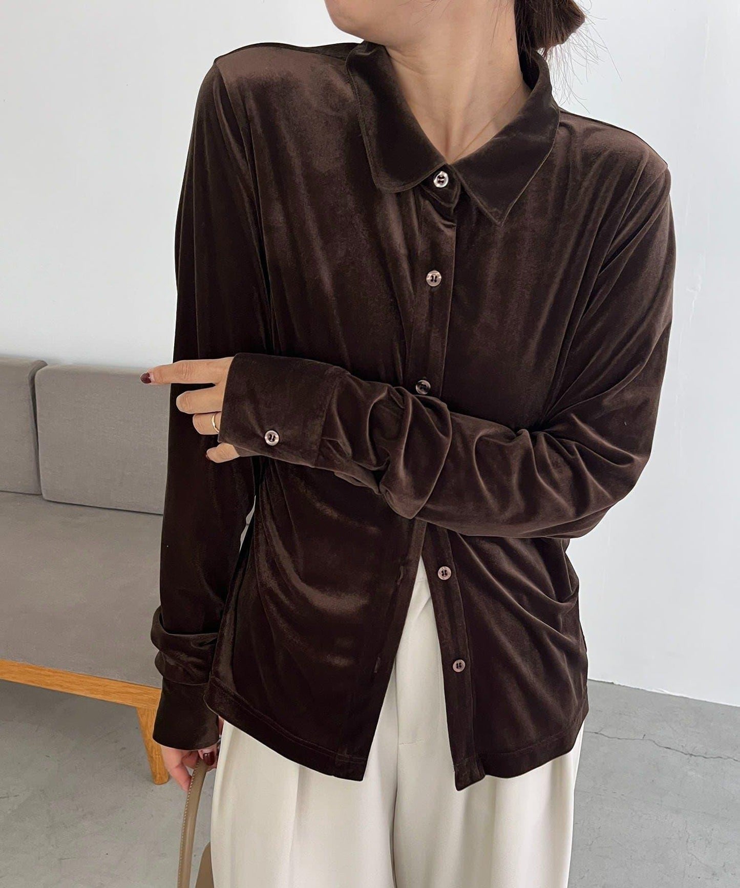 【CAPRICIEUX LE'MAGE】天鵝絨襯衫