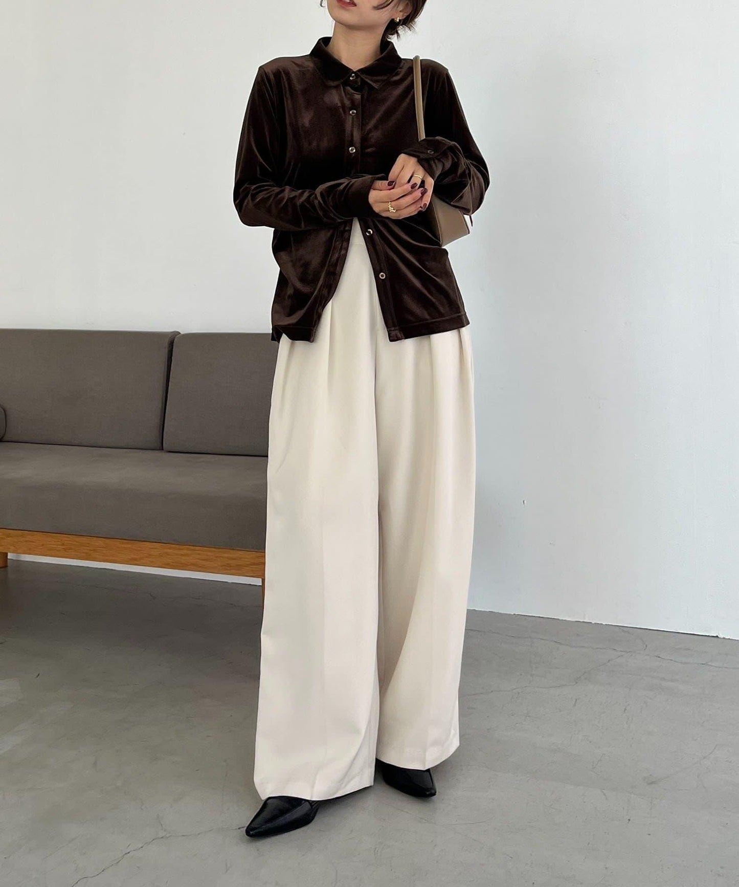 【CAPRICIEUX LE'MAGE】天鵝絨襯衫